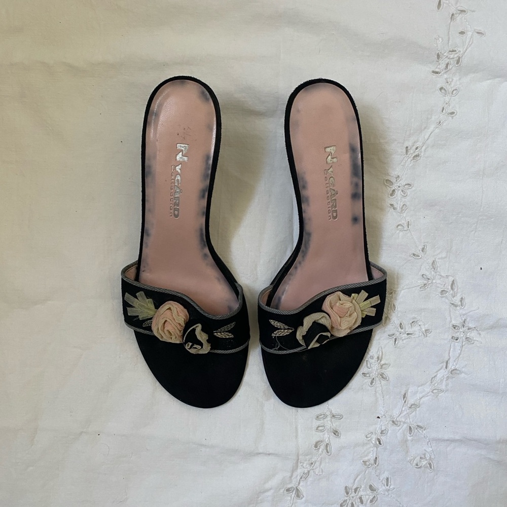 Peter Nygard Black Mules with Floral Design